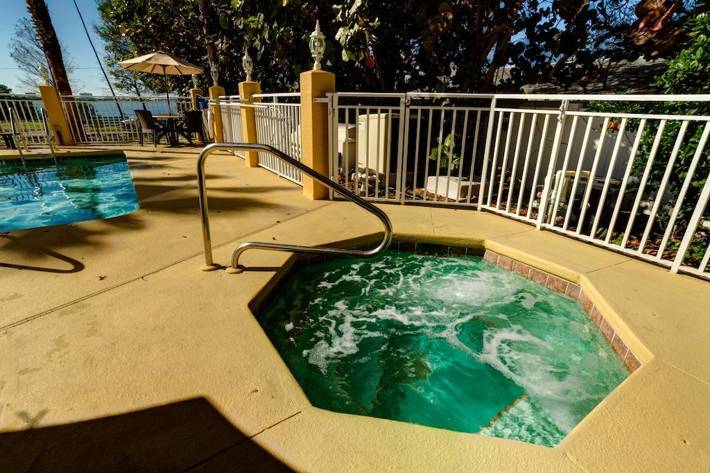 Comfort Suites Clearwater - Dunedin Esterno foto
