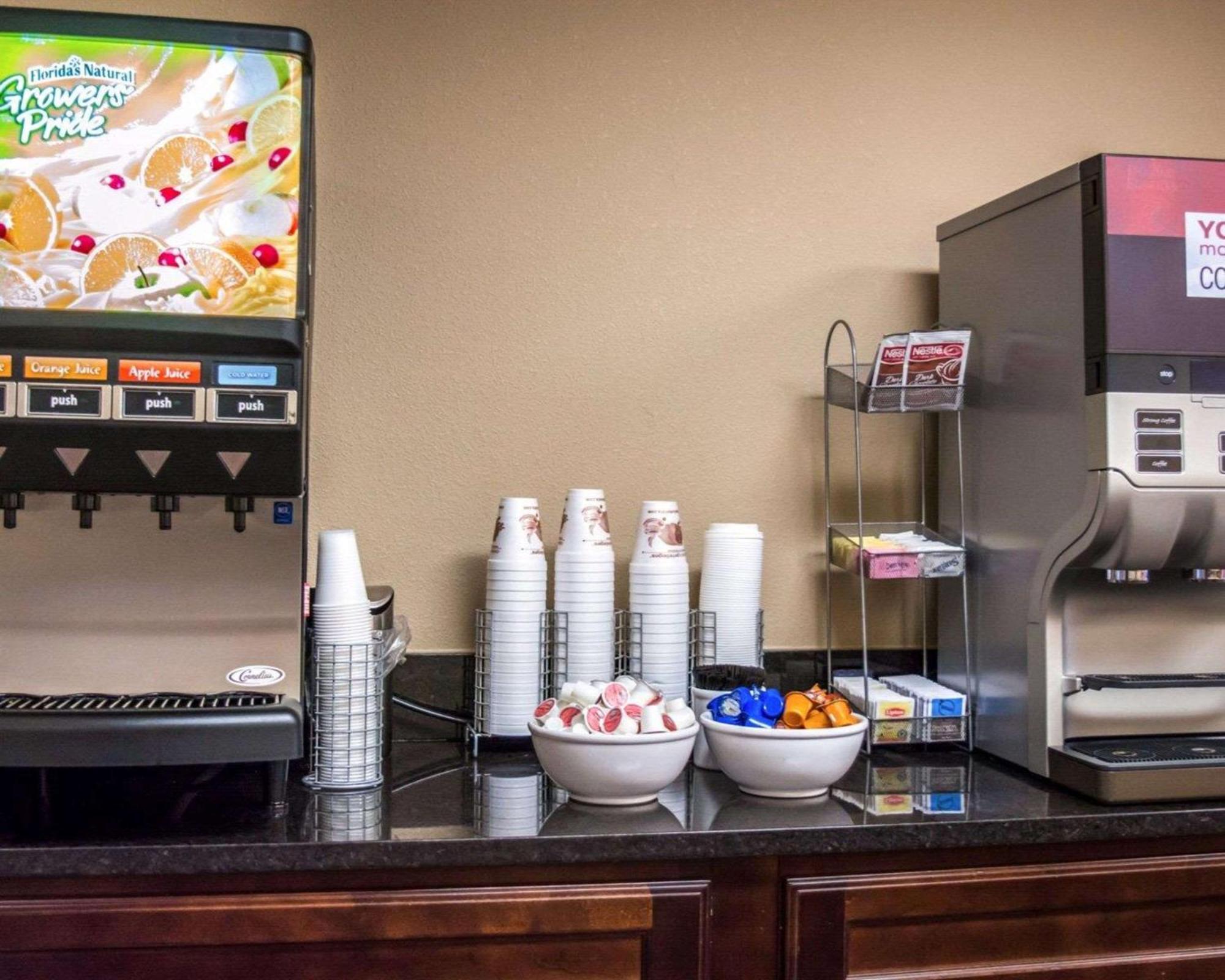 Comfort Suites Clearwater - Dunedin Esterno foto