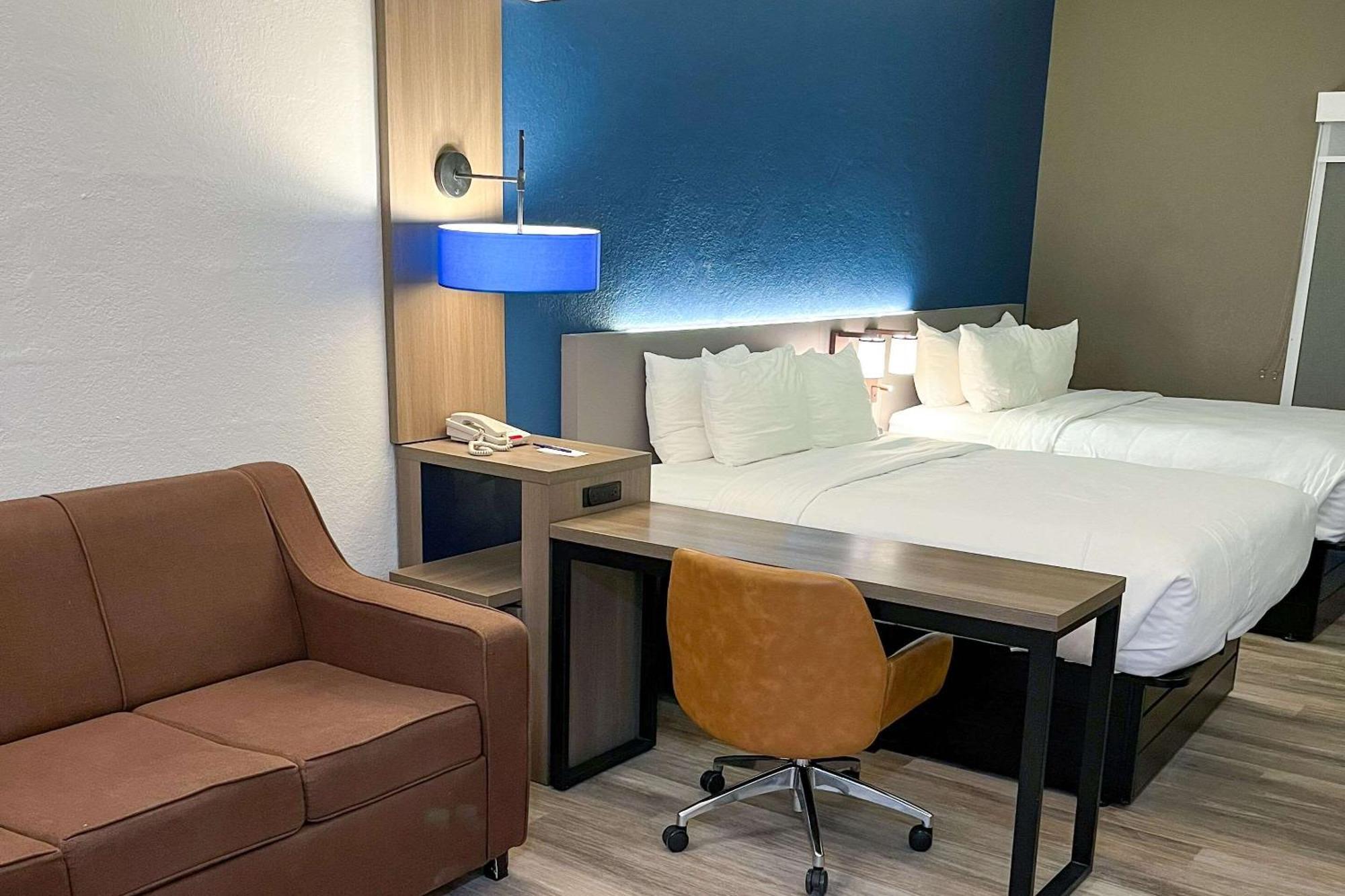 Comfort Suites Clearwater - Dunedin Esterno foto