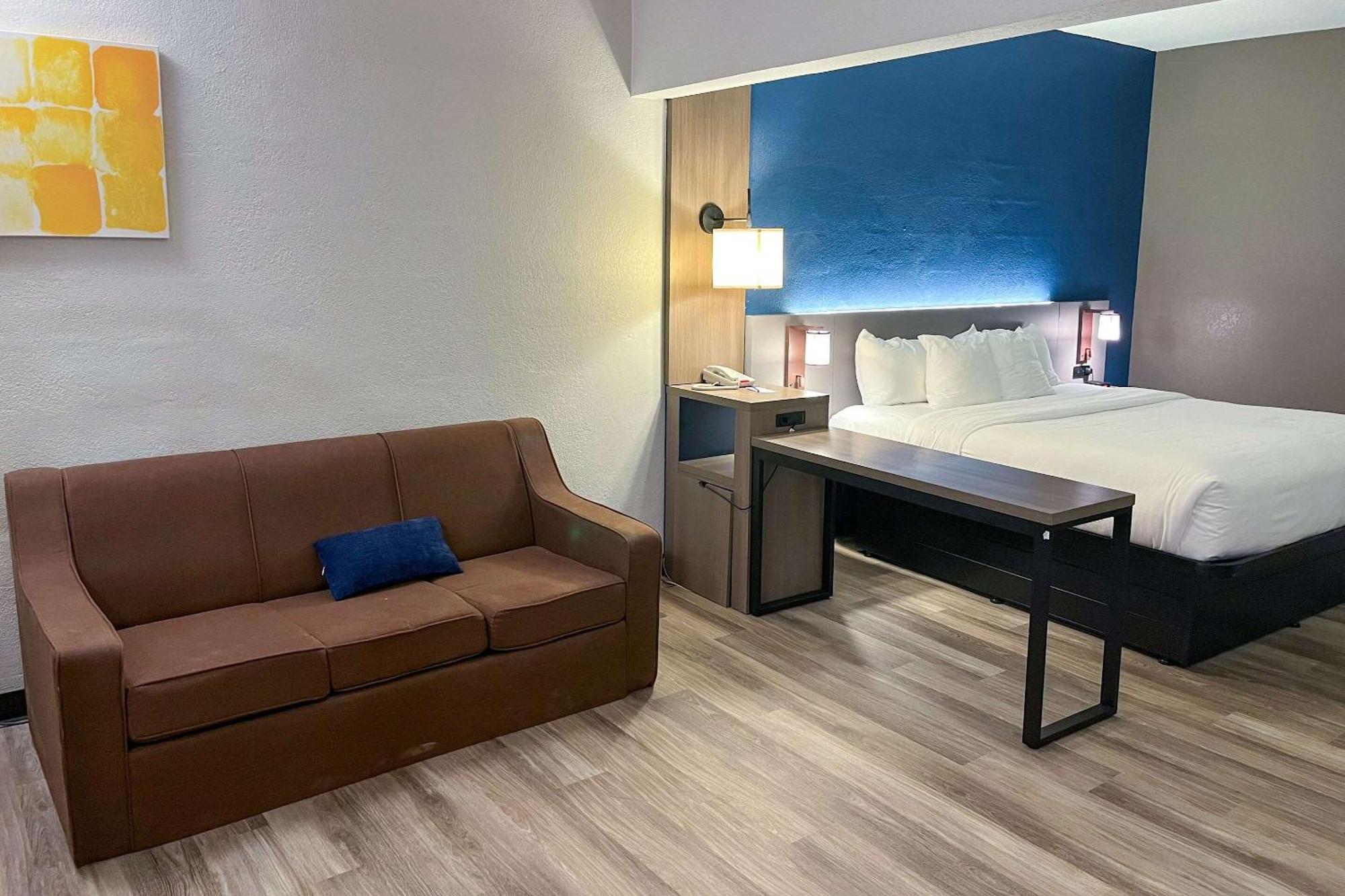 Comfort Suites Clearwater - Dunedin Esterno foto
