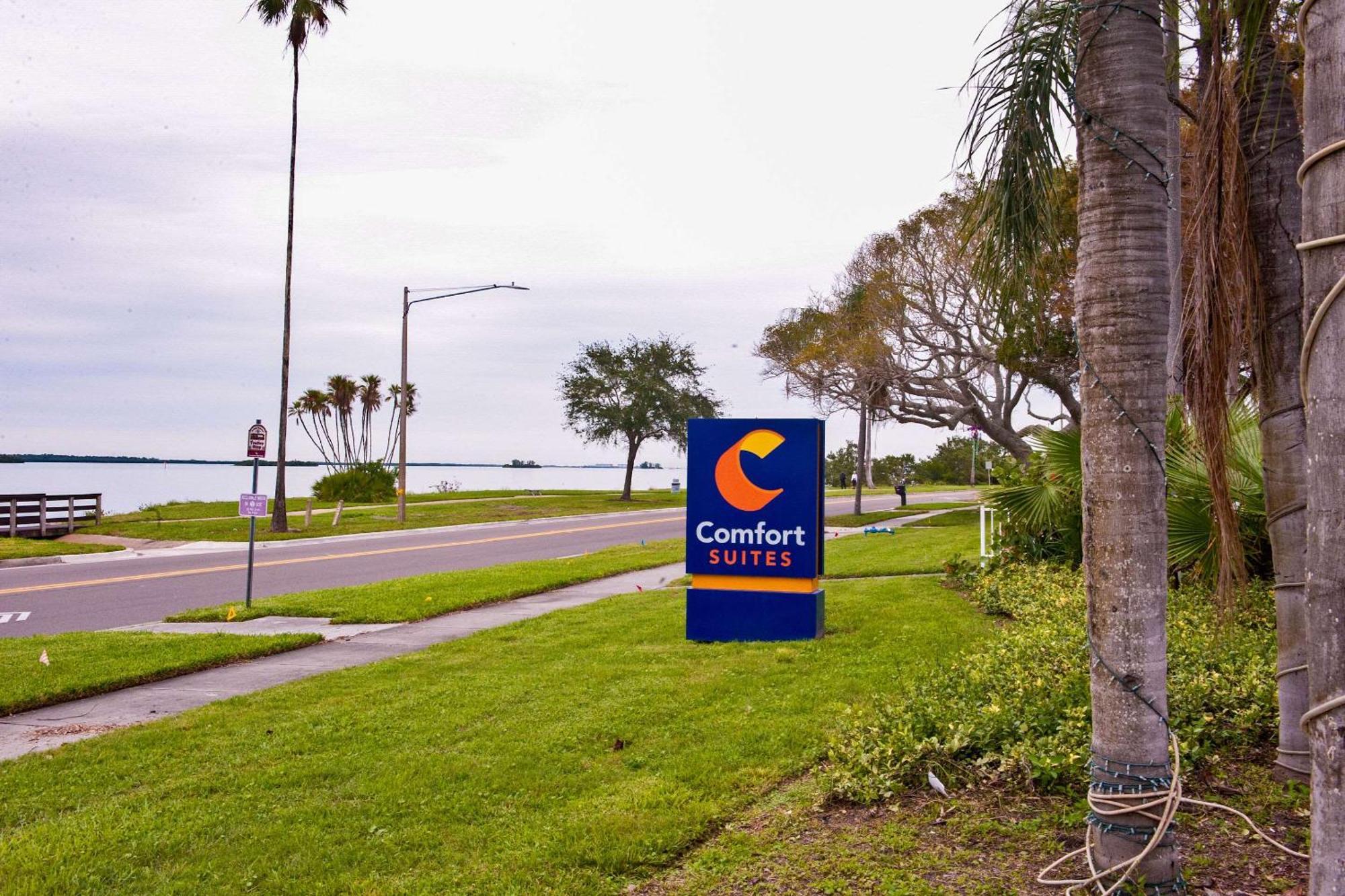 Comfort Suites Clearwater - Dunedin Esterno foto