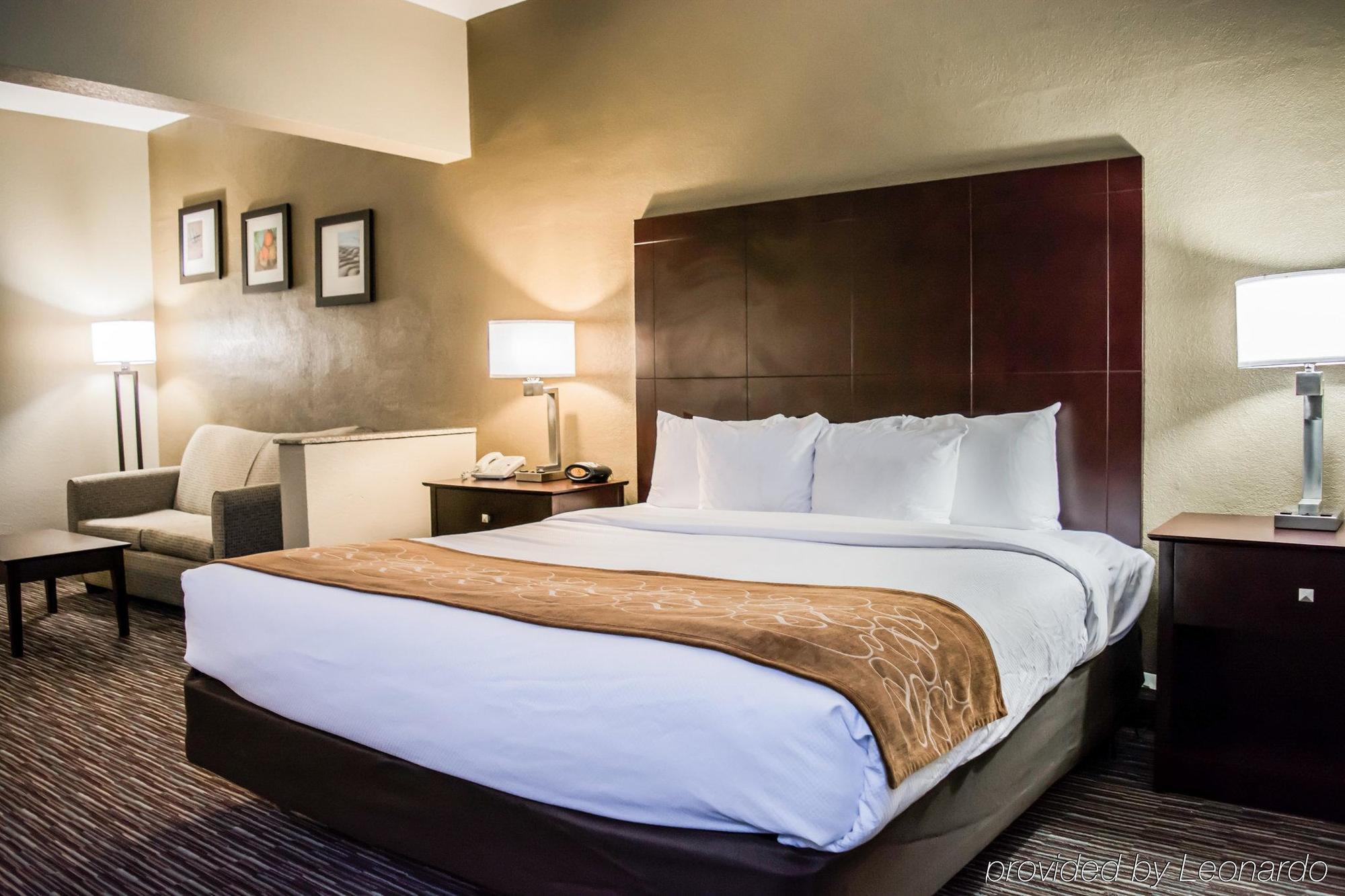 Comfort Suites Clearwater - Dunedin Esterno foto