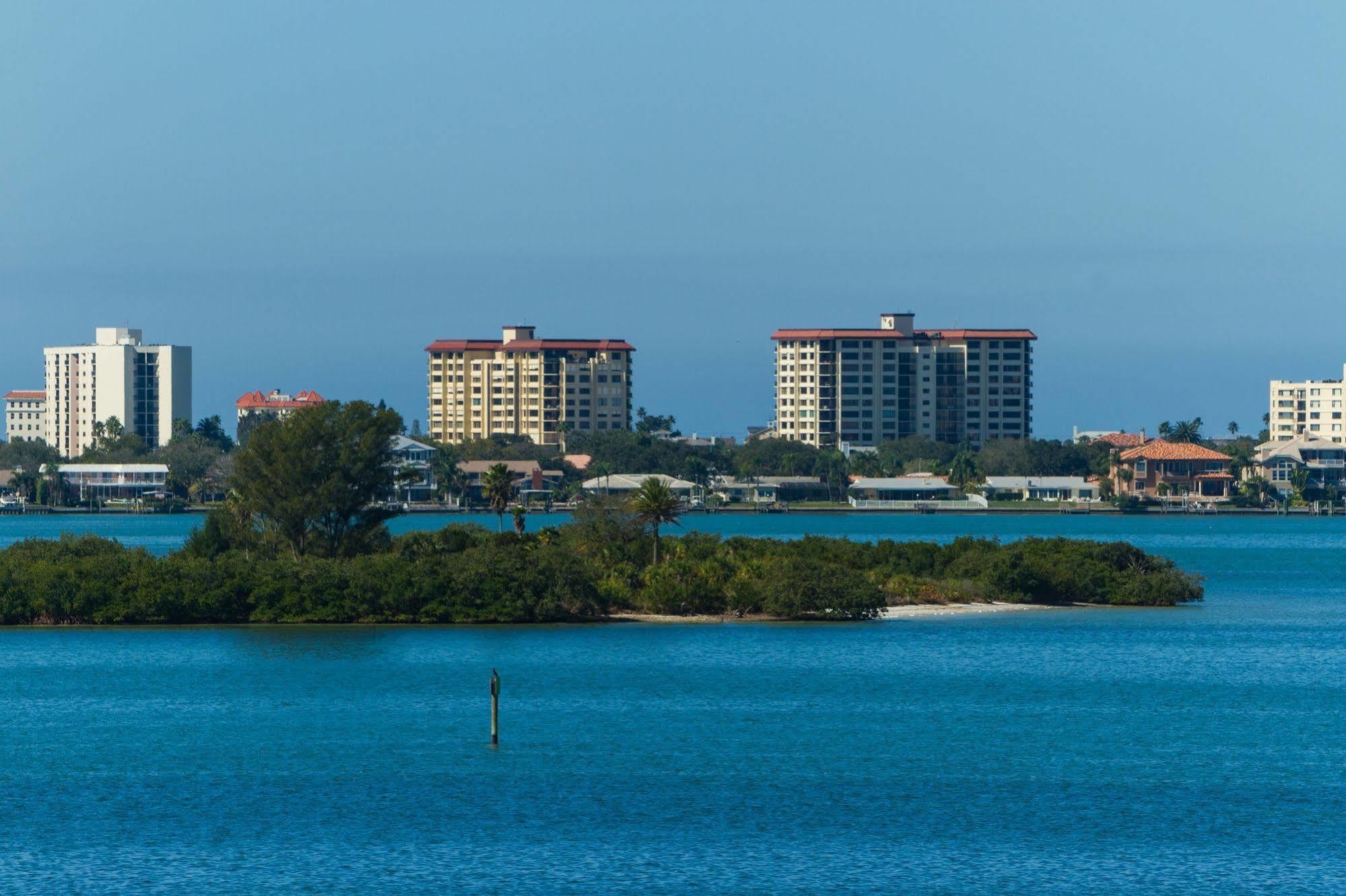 Comfort Suites Clearwater - Dunedin Esterno foto
